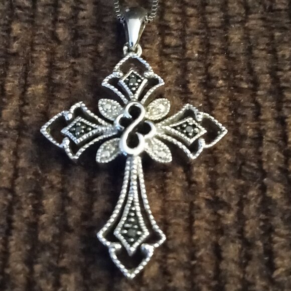 Kay Jewelry cross necklace - Picture 6 of 8